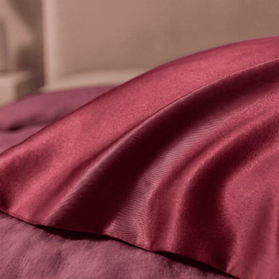 Drap Housse Rouge Éclatant en Soie de Mûrier
