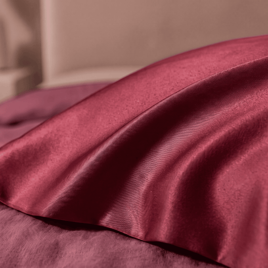 Drap Housse Rouge Éclatant en Soie de Mûrier